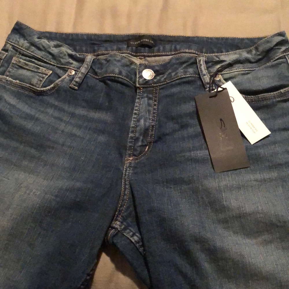 Silver elyse Bermuda shorts size 31